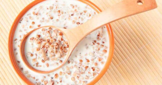 Buckwheat akan Kefir
