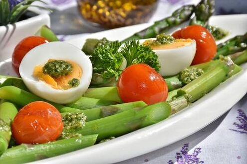 salatin kwai akan abincin keto